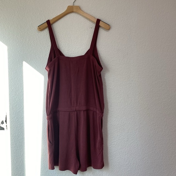 Daily Ritual Women's Burgundy Sunwashed Sleeveless Modal Blend V Neck Romper L - Picture 6 of 8